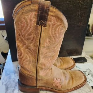 Tony Lama cowgirl boots chocolate with pink cross 8.5 womens